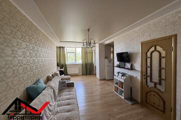 2-к квартира, 54 м², 1/10 эт.