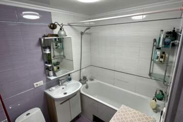 1-к квартира, 40 м², 1/9 эт.