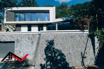 Дом, 255 м², 2 эт.