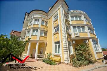 1-к квартира, 49,5 м², 1/3 эт.