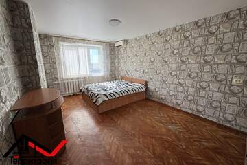 1-к квартира, 40 м², 10/10 эт.
