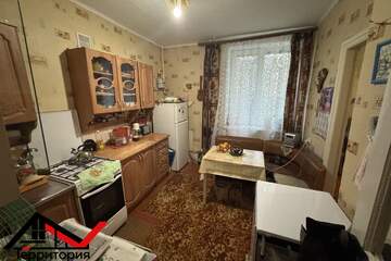 2-к квартира, 38 м², 1/3 эт.