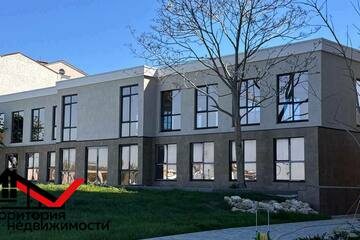 Помещение своб.назн., 300 м², 1/2 эт.