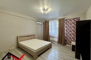 1-к квартира, 40,6 м², 1/10 эт.