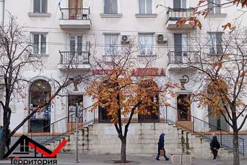 Помещение своб.назн., 285 м², 1/4 эт.