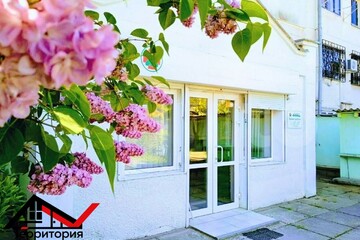 Помещение своб.назн., 80 м², 1/5 эт.